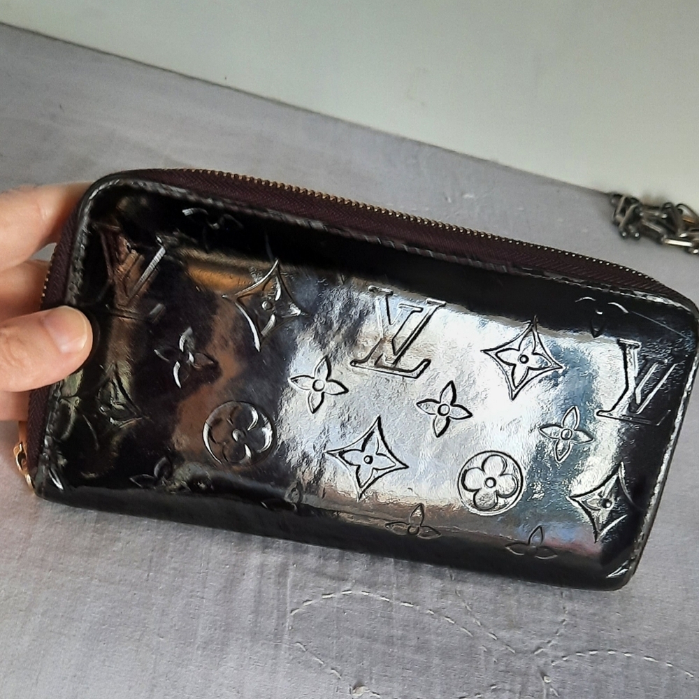 Louis Vuitton Long Zippy Wallet